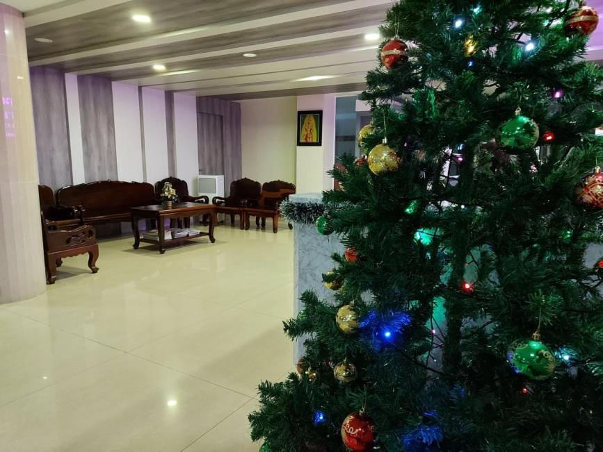Centrana Hotel Phnom Penh Zewnętrze zdjęcie