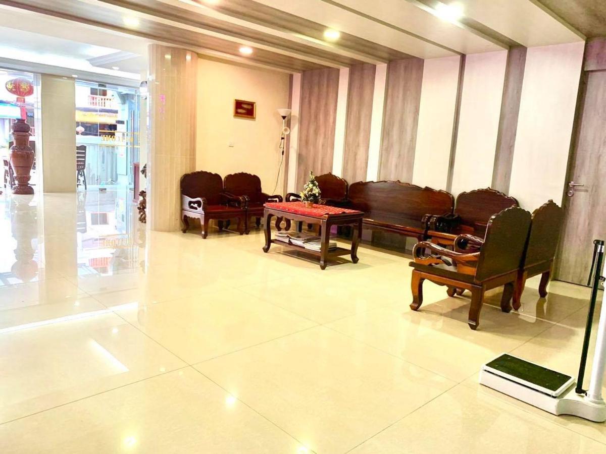 Centrana Hotel Phnom Penh Zewnętrze zdjęcie