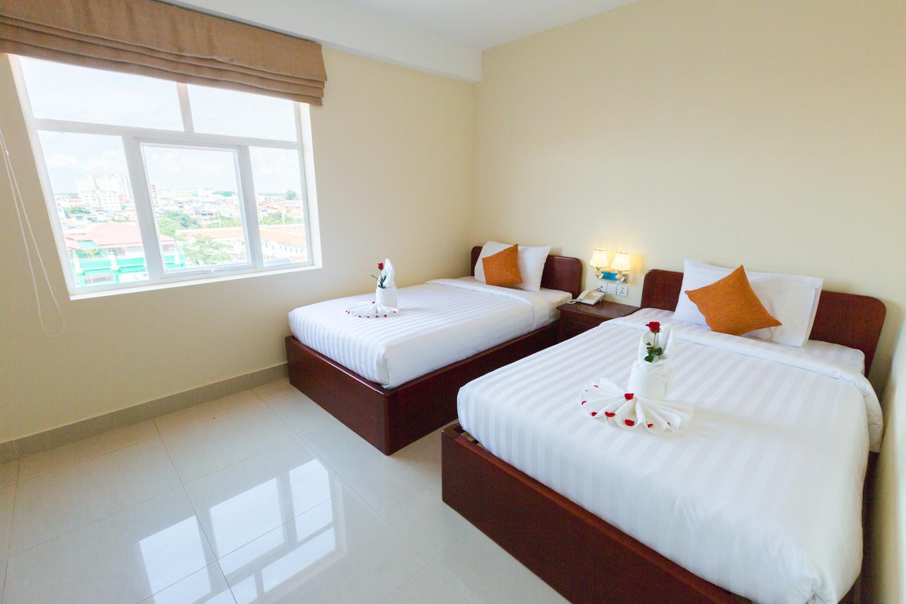 Centrana Hotel Phnom Penh Zewnętrze zdjęcie